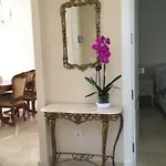 Dom wakacyjny Luxury Duplex With Views. *