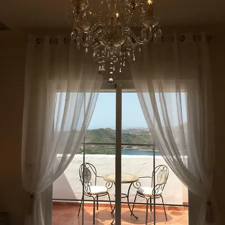 펜션 Luxury Duplex With Views. 마르베야