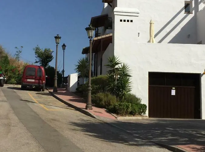 Luxury Duplex With Views. マルベーリャ