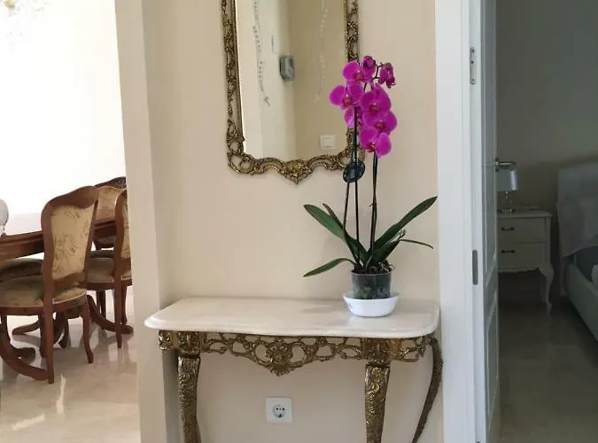 別荘 Luxury Duplex With Views. *