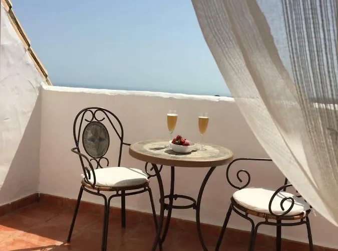 Luxury Duplex With Views. *