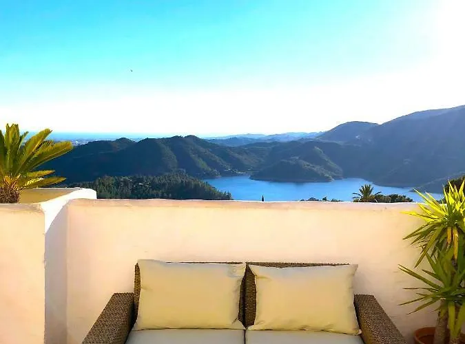 Luxury Duplex With Views. マルベーリャ